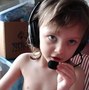 Meet your Posher, Joni